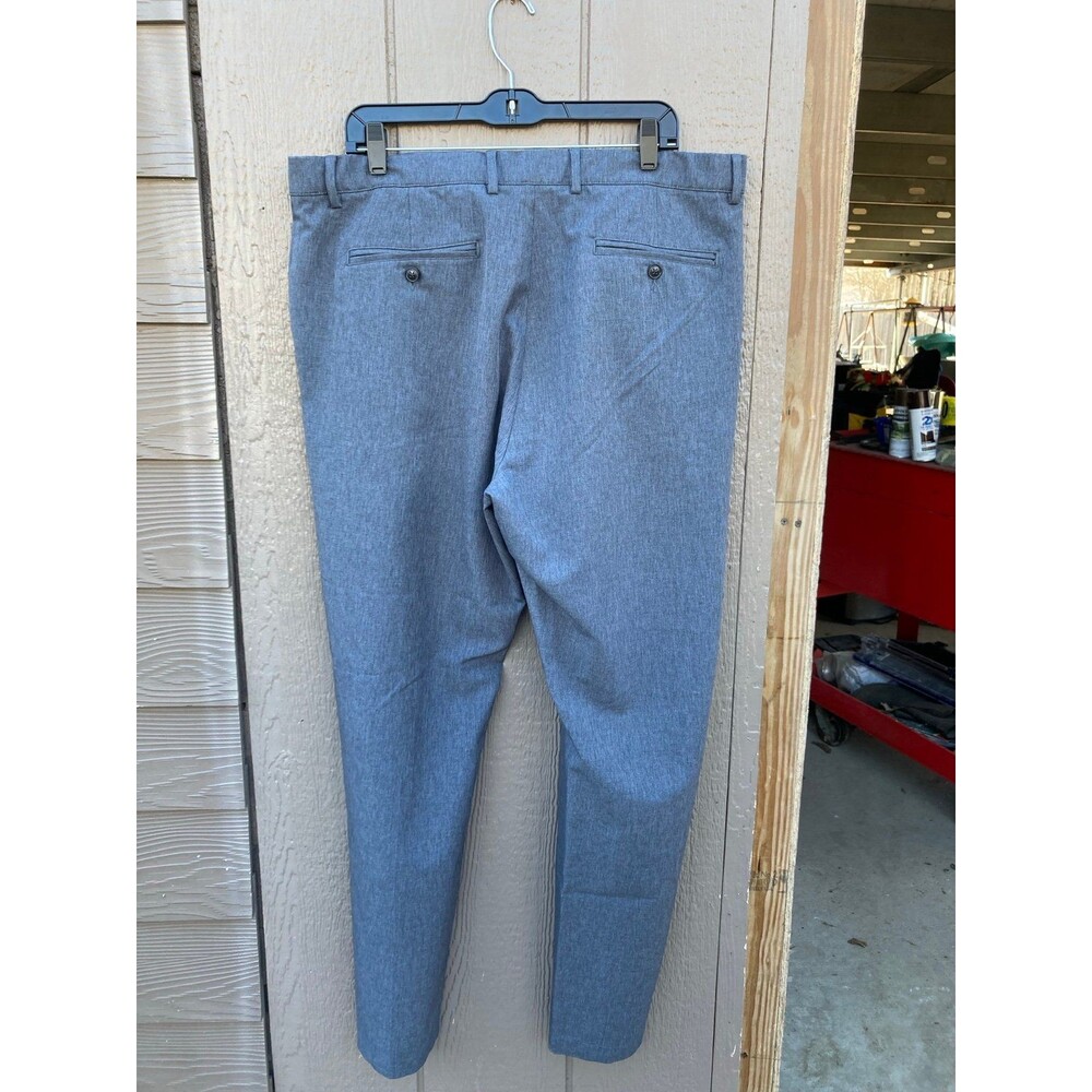 Men’s 38 x 32 greg norman gray pants - Picture 2 of 2